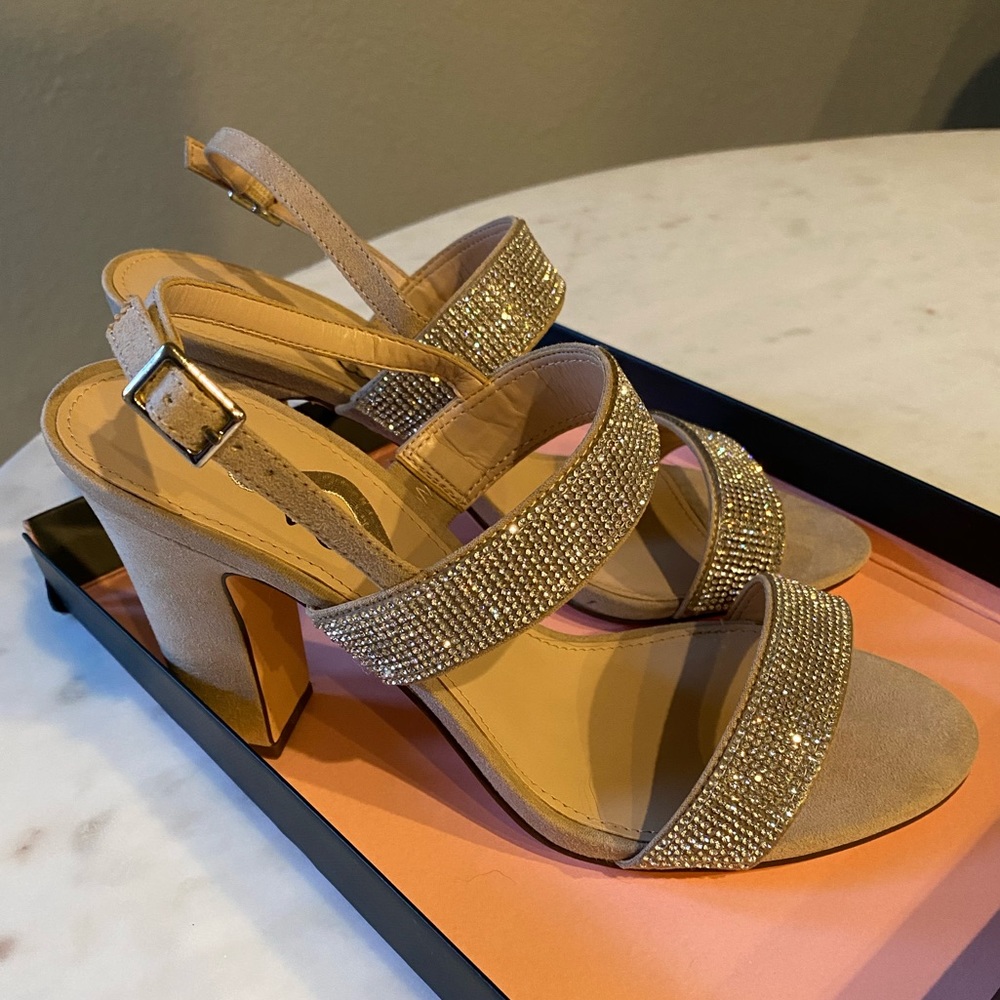 Nina Senta Block Heel- NWT